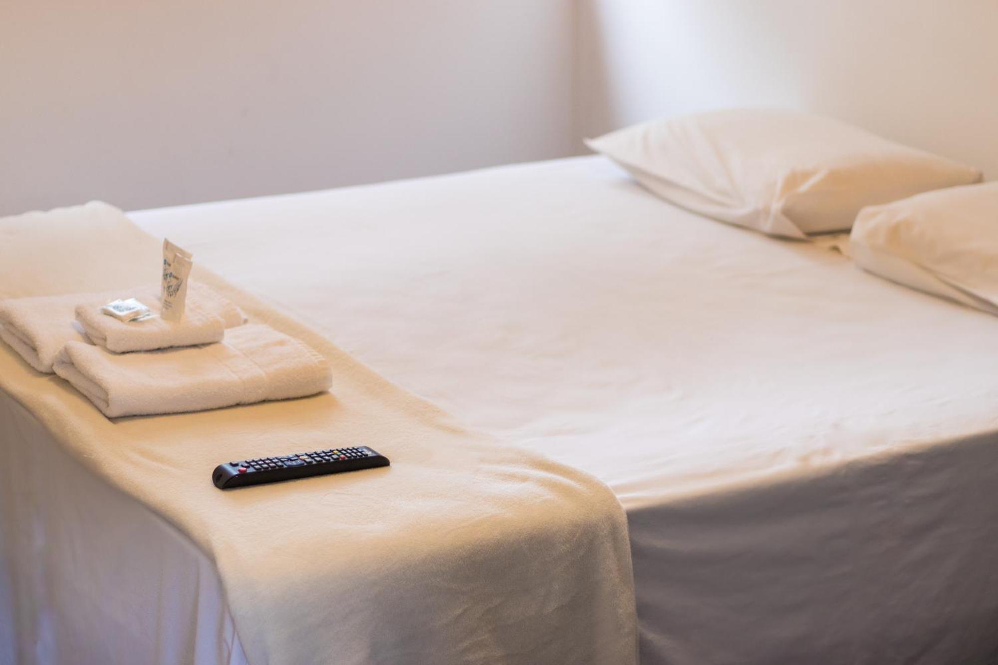 Hotelare Hotel Villa Di Capri Ubatuba Pokój zdjęcie